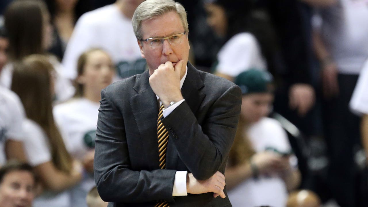 Iowa's Fran McCaffery battling family health issue during tournament